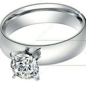 M ($54) Boutique Special🍇This 1 !! Zircon Ring